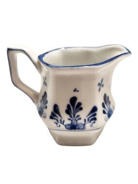 Vintage Blue & White Floral Porcelain Creamer Pitcher With Handle READ